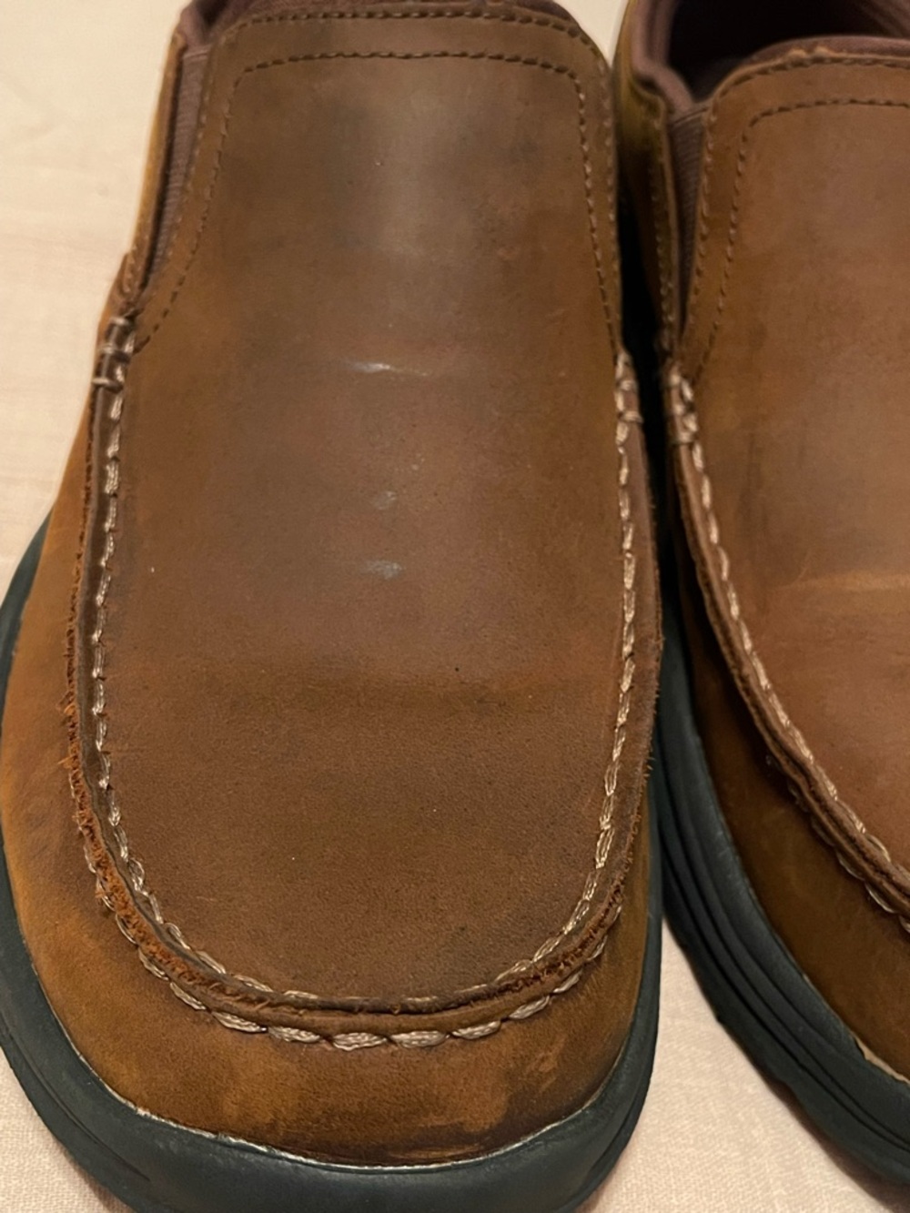 Skechers Brown Leather Slip-On Arch Fit Loafer - Picture 3 of 8